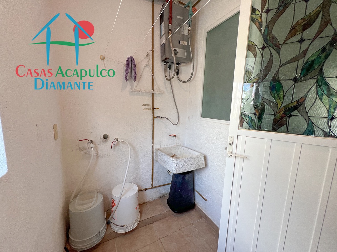 Diamante Lakes Zafiro 107 - Lavandería 2